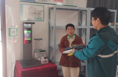 房县景区首个寄递物流网点在白鹤湾设立