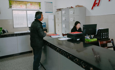 沙河人社中心：打造“四有”服务窗口 跑出便民“加速度”