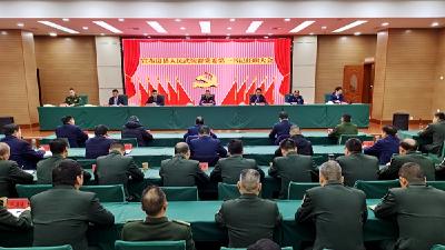 谢晓鸣任房县人武部党委第一书记