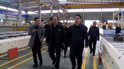 刘荣山来房调研市场监管工作