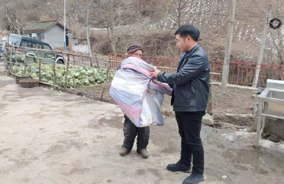 上龛二荒村：走访慰问送温暖 爱心帮扶暖人心