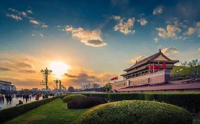 坚决打赢反腐败斗争攻坚战持久战