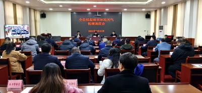 杨丹华强调：压紧压实责任强化预警研判落实各项举措确保人民群众生命财产安全和社会大局稳定 