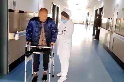 房县人民医院：刷新高龄老人换骨新纪录