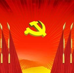 上龛乡二荒村集中学习县两会会议精神