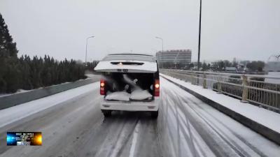 房县城管执法局：以雪为令  齐力除雪保畅通