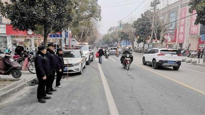 县交通运输局：重拳出击严厉打击道路运输非法营运 
