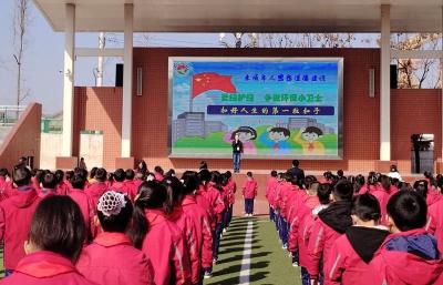 房县实验小学天明校区：爱绿护绿 争做环保小卫士