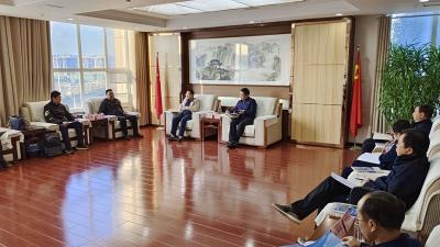 福尔程科技股份有限公司来我县洽谈合作事宜