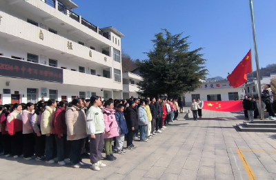 万峪初中举行中考百日誓师大会