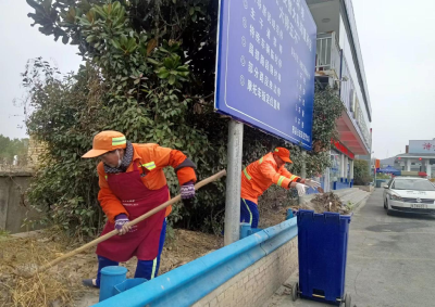 县城管执法局：“洁”尽所能 助力创文