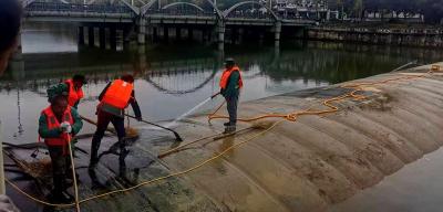 县住建局：清坝护绿提品质 助力创建文明城