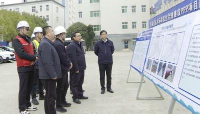 周智勇来房县调研就地城镇化推进情况