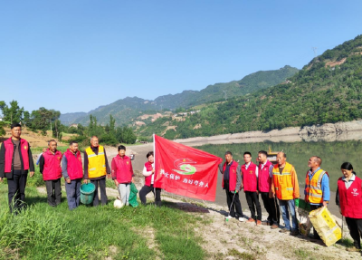 姚坪乡：守护碧水  我们在行动