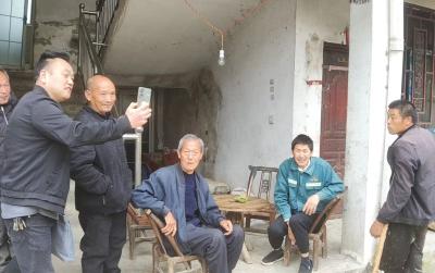 窑淮镇：“三个强化”做好城乡居民养老保险认证工作