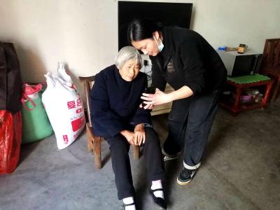 城关镇：养老认证“送上门”  暖心服务“零距离” 