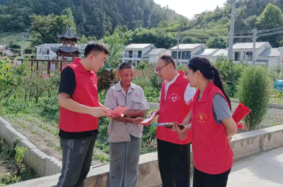 房县五台乡：入户宣讲守水护水共筑水资源保护防线