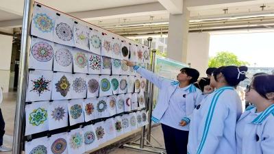 房县一中：阳光“心”行动  健康梦启航