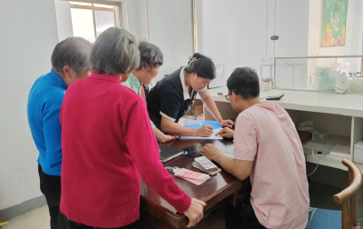 尹吉甫镇：家门口就业真幸福