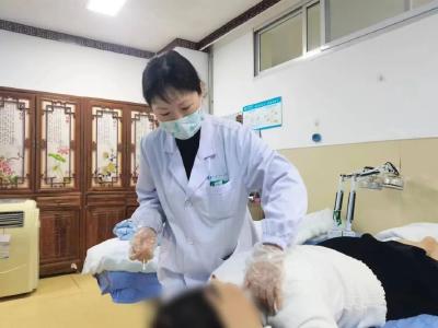 十堰姑娘一个月轻松减重20斤！方法很多人没想到