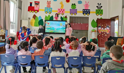 大木厂镇中心幼儿园开展防震减灾演练活动