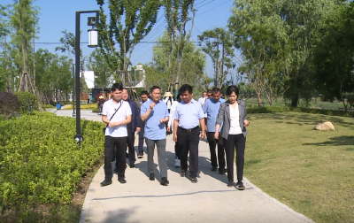 博州人大常委会副主任阿曼江来房调研