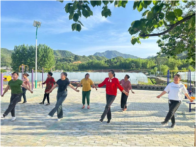 共同缔造已然春风化雨——以化龙堰镇上湾村村口小广场修建为例