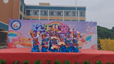 大木厂镇中心幼儿园：童心向党快乐成长