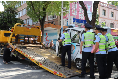 房县严治电动三、四轮车乱象  护航道路交通安全