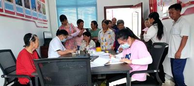 姚坪乡：开展七类”重点人群随访和健康指导工作