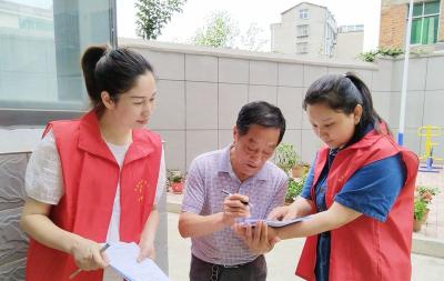 房县畜牧兽医服务中心：开展“户户走到” 提升群众安全感