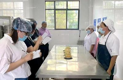 城关镇第二幼儿园：膳食助成长 匠心展厨艺