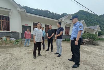 五台乡：关爱精神病患者  走访慰问暖人心