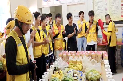 房县铁塔公司：“骑”聚一堂送清凉 717向骑士致敬