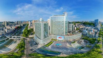 市人民医院：严明党的纪律规矩 展新时代干部风貌