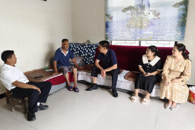 县机关事务服务中心：入户走访听民意 共同缔造暖民心