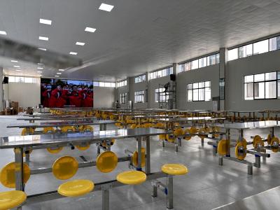 房县升级改造5所中小学食堂  办好校园“食”事