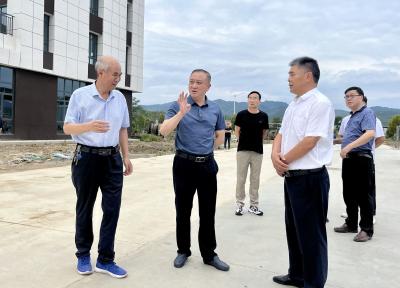 县人大常委会调研县属国有企业运行管理情况