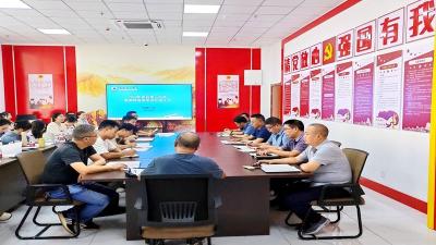 房县一中：31名新入职教师接受岗前培训