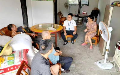 沙河乡：人民调解员持证上岗