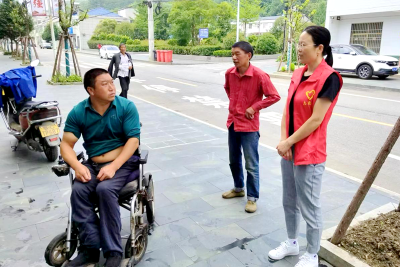 沙河乡：上门入户暖民心 用心服务动真情