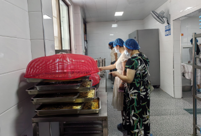 房县城关镇八一希望小学开展校园开放日活动