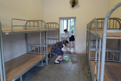 上龛乡上龛学校：迎新大扫除 校园变新貌