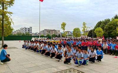 军店初中：新学期 新起点 新风貌