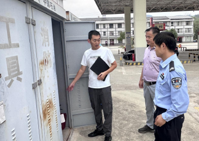 窑淮镇：全面开展节前安检 筑牢国庆安全防线