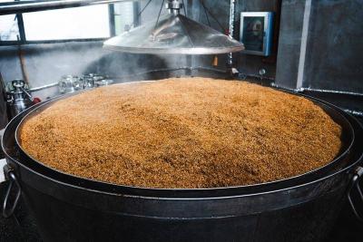 漳兰河酒业：群众家门口的就业“新港湾”