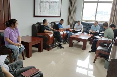 县总工会与县税务局召开代收工作联席会议
