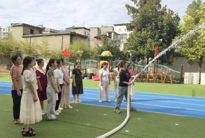 城关镇中心幼儿园：以“演”筑防 安全“童”行