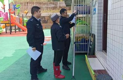 房县平安委到门古寺镇督导平安校园创建工作