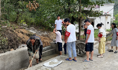 军店镇中村：15名在校大学生的别样暑假  收获别样成长